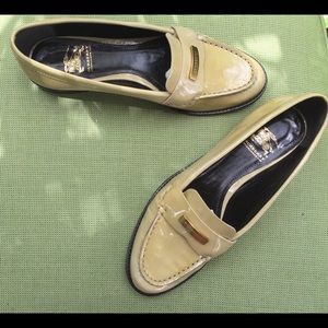 BURBERRY Loafers